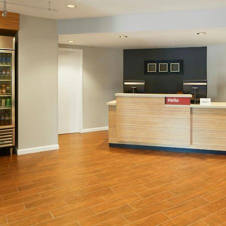 Towneplace Suites By Marriott Fort Myers Estero Exterior photo