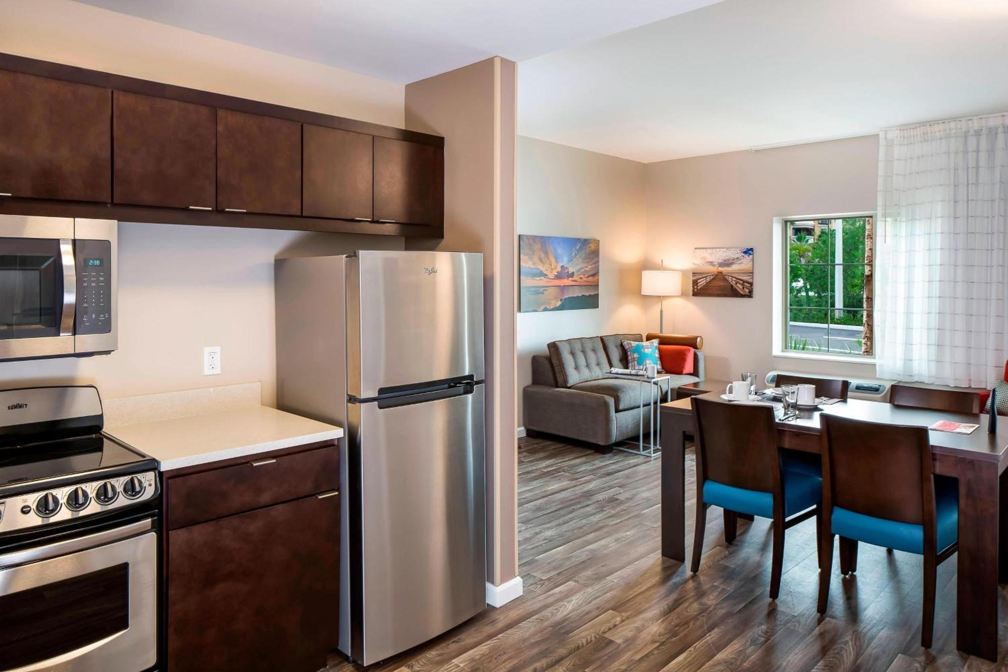 Towneplace Suites By Marriott Fort Myers Estero Exterior photo